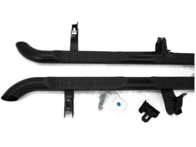 GM Double Cab (with Diesel Engine) 4-Inch Round Assist Steps in Black 84208373