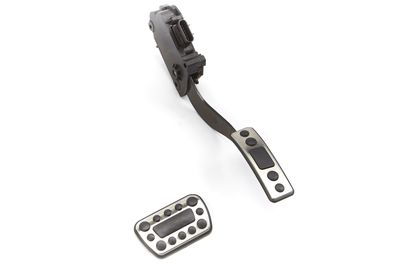 GM Pedal Cover Package in Stainless Steel and Black for Automatic Transmission 12499875