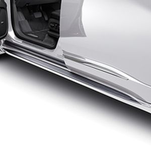 GM Molded Assist Steps in Silver Ice Metallic 84357965
