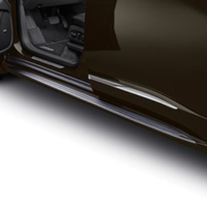 GM Molded Assist Steps in Sable Brown Metallic 84357968