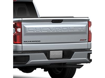 2020 Chevrolet Silverado Emblem - 84300954