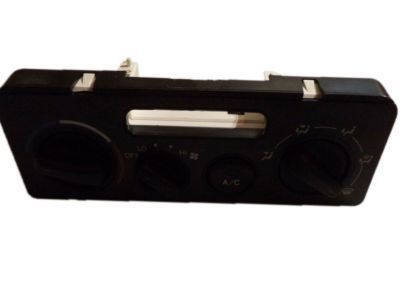 GM 94859832 Heater & Air Conditioner Control Assembly