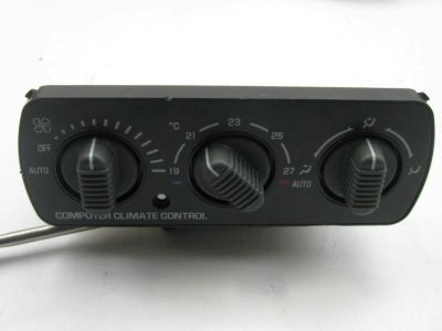 2002 Cadillac Escalade A/C Switch - 15176982