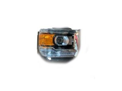 GMC Sierra Headlight - 84144048