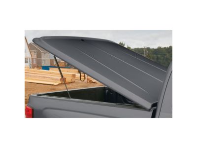 GM Short Box One-Piece Hard Tonneau Cover by UnderCover™ in Satin Steel Metallic 19369191