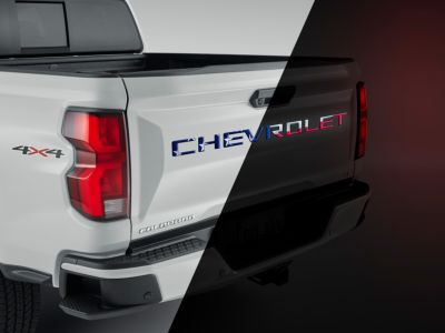 GM 19434436 3-D Urethane Reflective CHEVROLET Tailgate Lettering in Americana by Nox-Lux™ 19434436 GM 3-D Urethane Reflective CHEVROLET Tailgate Lettering in Americana by Nox-Lux™ Product Photo 1 of 1