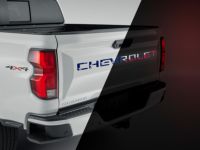 Chevrolet Colorado Exterior Emblems - 19434436