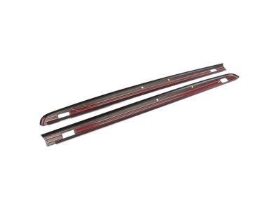 GM Standard Box Side Rail Protectors in Black 17802471