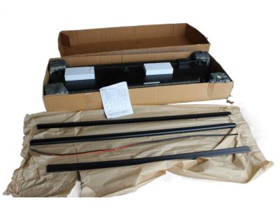 GM Tonneau Cover - Hard Folding - Tri-Fold 19171825