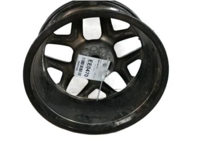GM 18x8-Inch Aluminum 5-Split-Spoke Wheel in Machined Face Finish with Painted Pockets 19301179