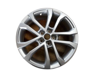 GM 17x6.5-Inch Aluminum 5-Split-Spoke Wheel in Silver 19301364