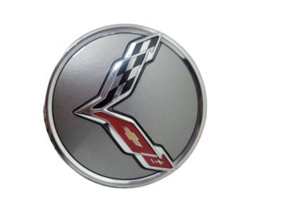 GM Center Cap in Argent with Crossed Flags Logo 19301415