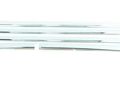GM Front and Rear Door Moldings in Chrome 22775459