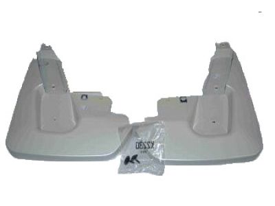 GM Front Molded Splash Guards in White Diamond 22922766