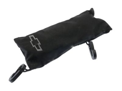 GM Vertical Cargo Net with Storage Bag featuring Bowtie Logo 23398581