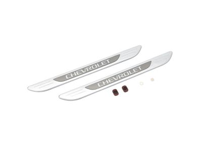 GM Illuminated Front Door Sill Plates in Stainless Steel with Anthracite Surround and Chevrolet Script 39088985