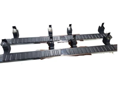 GM Extended Cab 5-Inch Rectangular Assist Steps in Chrome 84157162