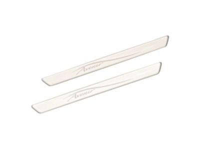 GM Illuminated Front Door Sill Plates with Avenir Script 84468637