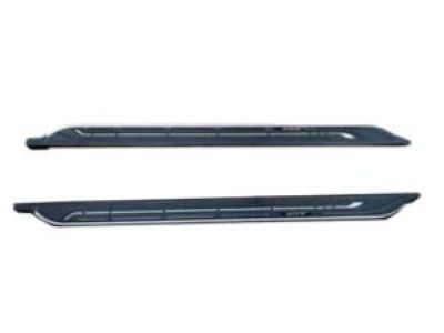 GM Molded Assist Steps in Pitch Dark Night with Bright Step Pad 84527216