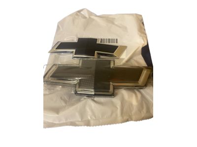 GM Front Illuminated and Rear Non-Illuminated Bowtie Emblems in Black for Vehicles with Halogen Headlamps 84602078