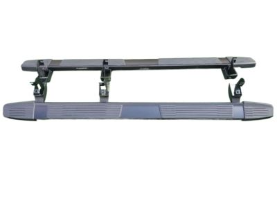 GM Crew Cab 6-Inch Rectangular Assist Steps in Black 84676694