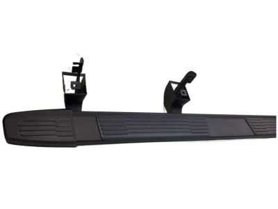 GM Crew Cab 6-Inch Rectangular Assist Steps in Black 84676713