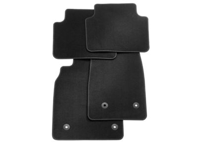 GM First- and Second-Row Carpeted Floor Mats in Jet Black 85151381