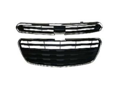 GM Grille in Black with Chrome Surround 95147728