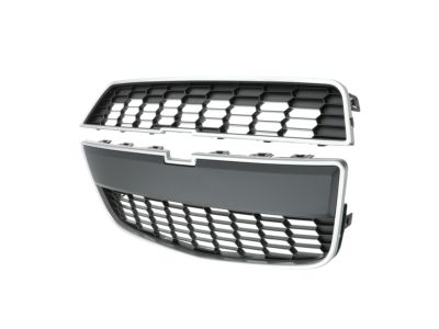 GM Grille Surround Kit in Silver Ice Metallic 95942046