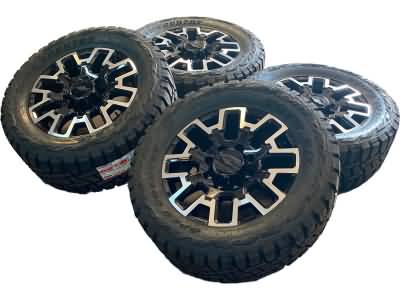 GM 22x8.5-Inch Aluminum Multi-Spoke Wheel in High Gloss Black with Machined Face 84931647