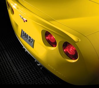 GM Spoiler Kit - Full Width,Color:Yellow (45U) 19172809