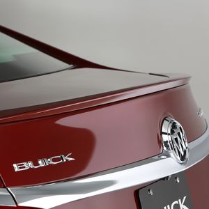 GM Flush Mount Spoiler Kit in Baroque Red 90801505