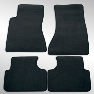 GM Front and Rear Carpeted Floor Mats in Ebony 25883515