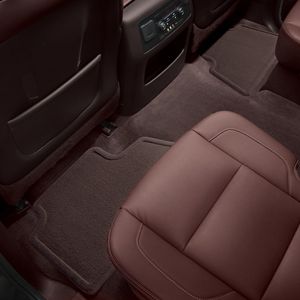 GM Rear Premium Carpeted Floor Mats in Cocoa 84350202