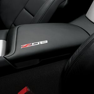 GM Floor Console Lid in Jet Black with Z06 Logo 84255313