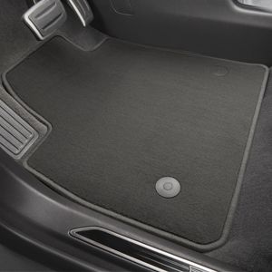 GM Front and Rear Carpeted Floor Mats in Dark Titanium 23326701