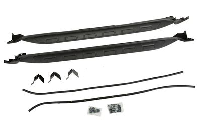 GM Molded Assist Steps in Black 23149153