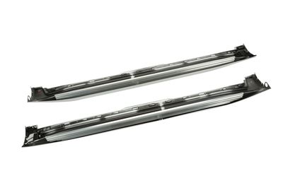 GM Molded Assist Steps in Quick Silver Metallic 23460303