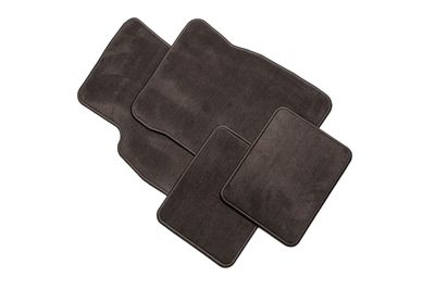 GM Front and Rear Carpeted Floor Mats in Cocoa 25949817