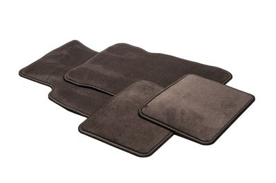 GM Front and Rear Carpeted Floor Mats in Cocoa 25949817