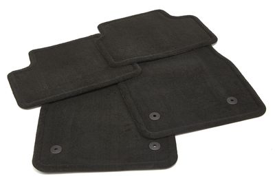 GM Front and Rear Carpeted Floor Mats in Jet Black 95021072
