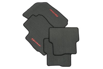 GM Front and Rear Premium Carpeted Floor Mats in Pewter 95332035