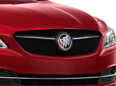 GM Grille in Chrome with Red Quartz Tintcoat Surround 26213297