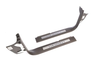 GM 23114163 Front Door Sill Plates with Cocoa Surround and Chevrolet Script