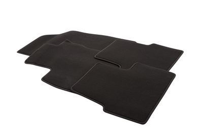 GM First-and Second-Row Carpeted Floor Mats in Jet Black 23375322