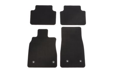 GM First-and Second-Row Carpeted Floor Mats in Jet Black 84480100