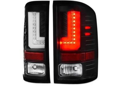 2017 GMC Sierra Tail Light - 84365930