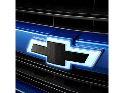 2017 Chevrolet Silverado Emblem - 84129741