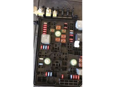 2016 Chevrolet Volt Fuse Box - 84016065