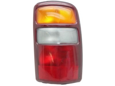 2003 Chevrolet Suburban Tail Light - 19168991